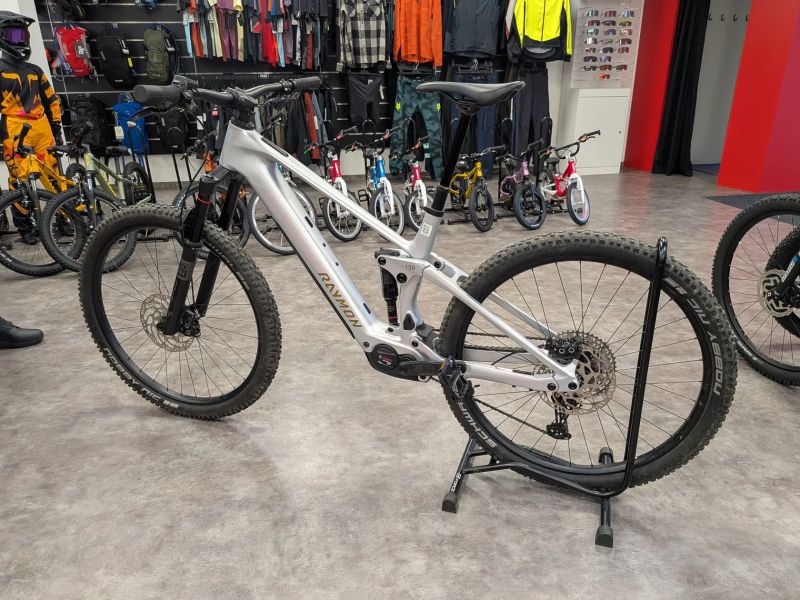 Raymon Airok velikost L