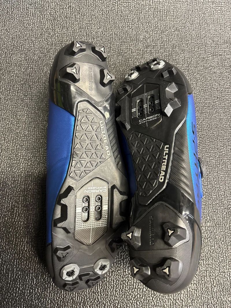 TRETRY SHIMANO S-PHYRE XC-903 vel.43 – NOVÉ