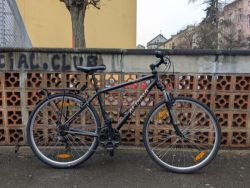 Alpina Eco C10 (by Kellys) Black 28" M + zadný nosič Sport Arsenal (Art. 216)