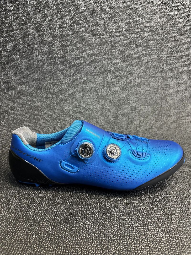 TRETRY SHIMANO S-PHYRE XC-902 vel.47 WL – NOVÉ