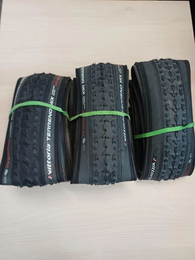 Vittoria Terreno MIx Tubeles Ready Graphene 700x38