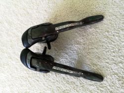 Řadící páky Campagnolo Record Ultra Shift 11s