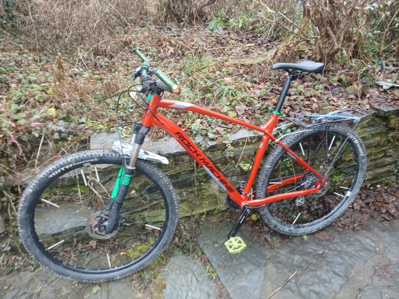 Rock Machine Manhatan