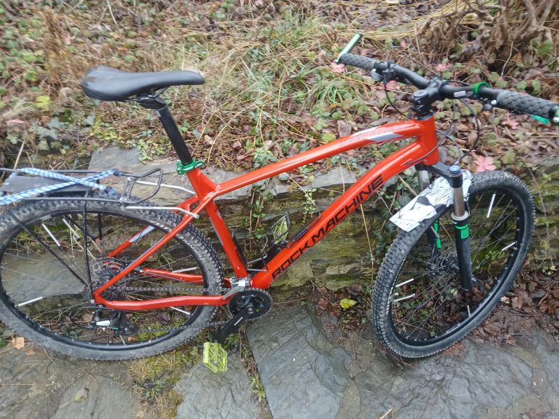 Rock Machine Manhatan