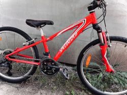 Specialized Hotrock 24