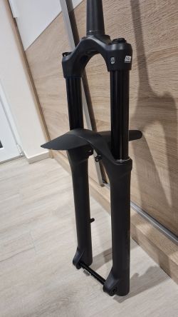 SR Suntour Aion 38X 2CR Air