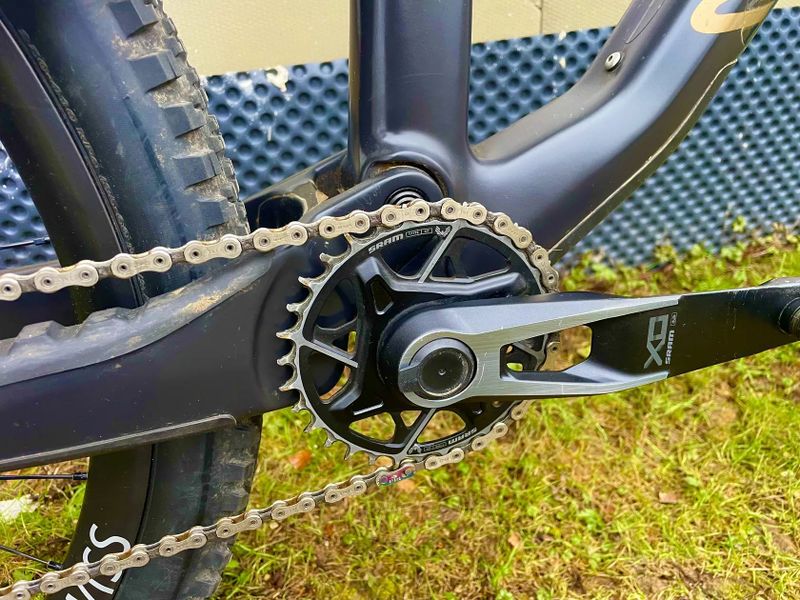 Canyon Spectral 125 CF LTD Flight Attendant