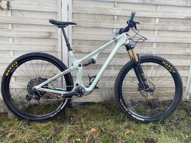 Yeti Sb115