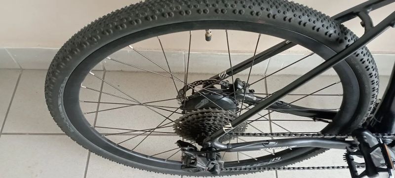 4EVER Engrave Flat rám hliník přední vidlice karbon předek pevná osa