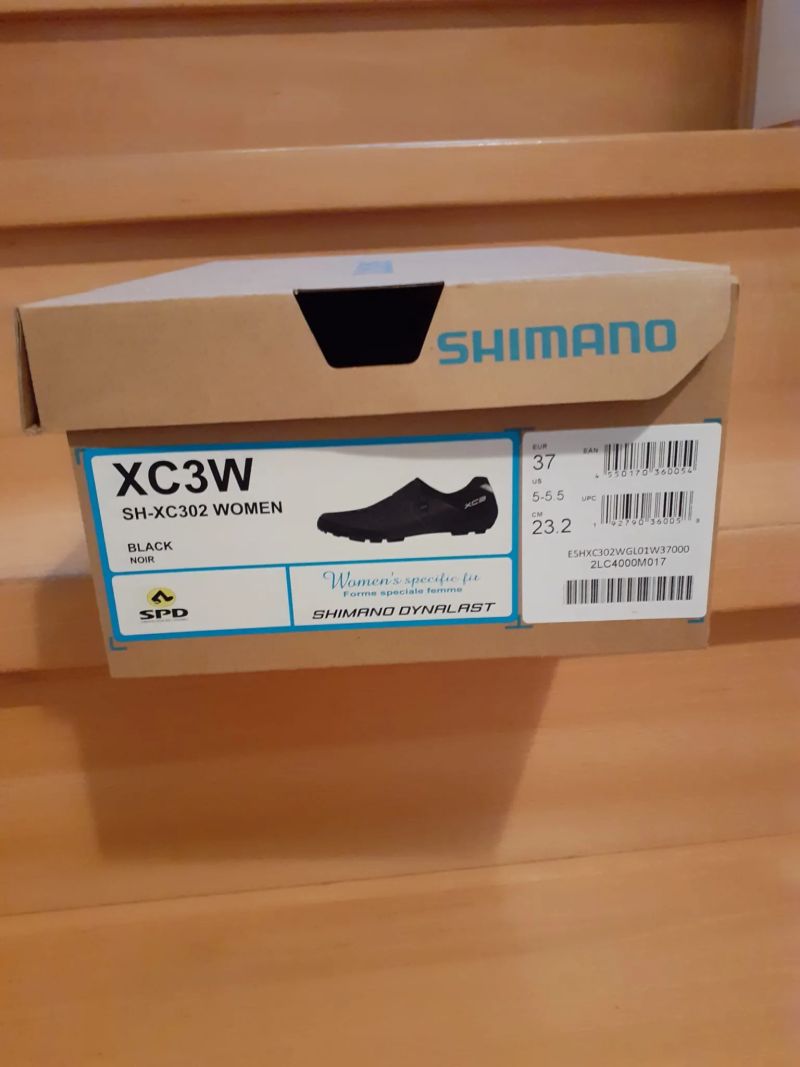 Dámské tretry Shimano XC 302W