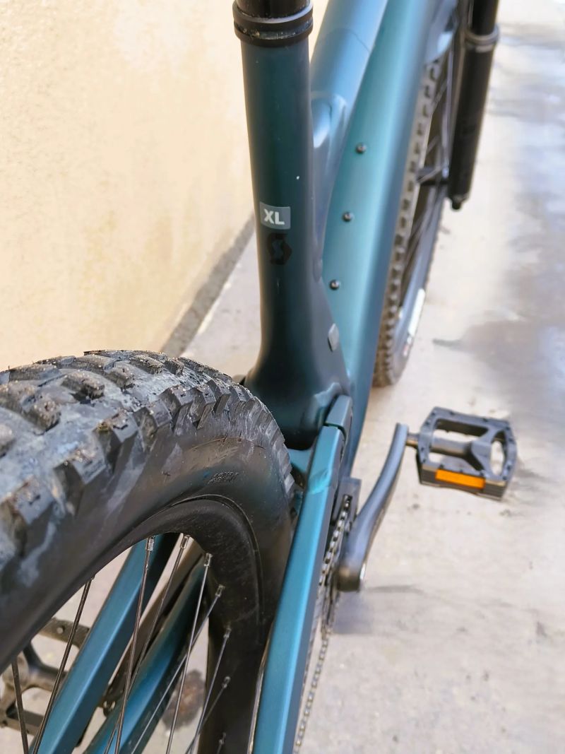 Scott Genius 930 vel. XL 2023 29“ zdvihy 160/150 mm ZÁNOVNÍ