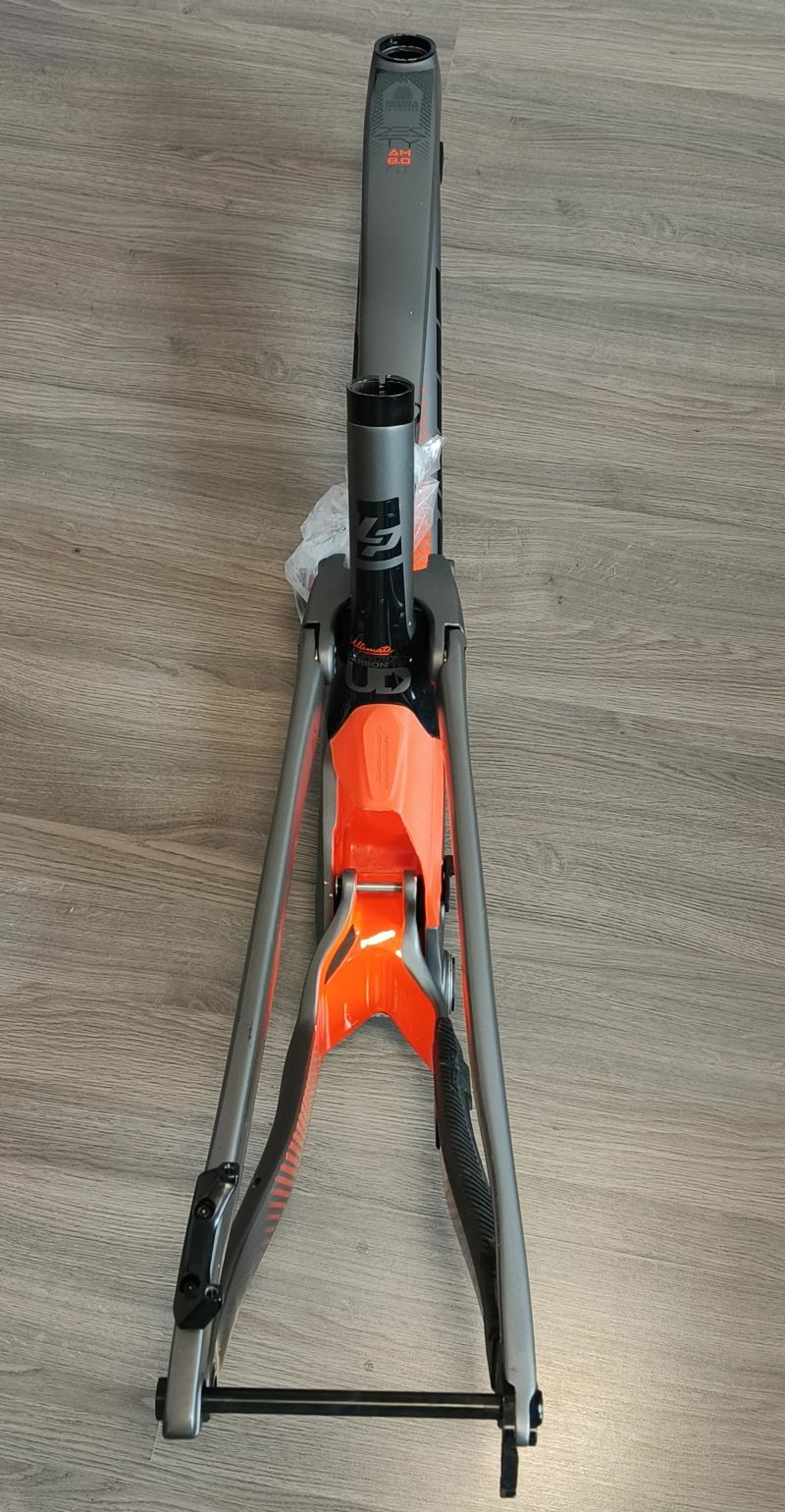 Lapierre ZESTY AM FIT 8.0 carbon 27,5“/29“ 2020 carbon vel. M Rámová sada