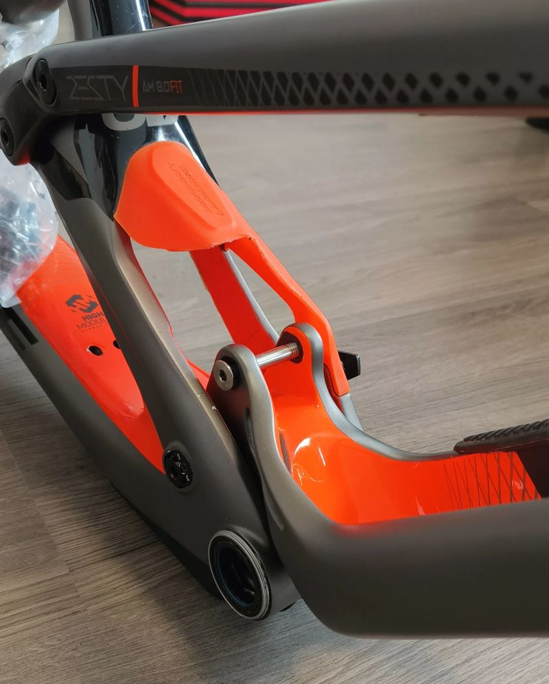 Lapierre ZESTY AM FIT 8.0 carbon 27,5“/29“ 2020 carbon vel. M Rámová sada