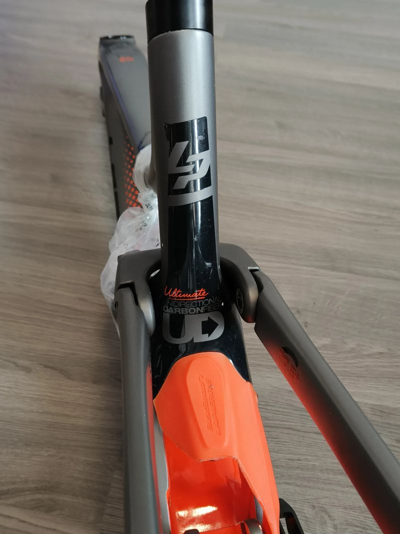 Lapierre ZESTY AM FIT 8.0 carbon 27,5“/29“ 2020 carbon vel. M Rámová sada