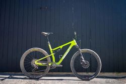 Santa Cruz Blur 4 C GX AXS TR - 29”, vel. L, NOVÉ