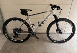 SLEVA - Canyon Endurace CF7 