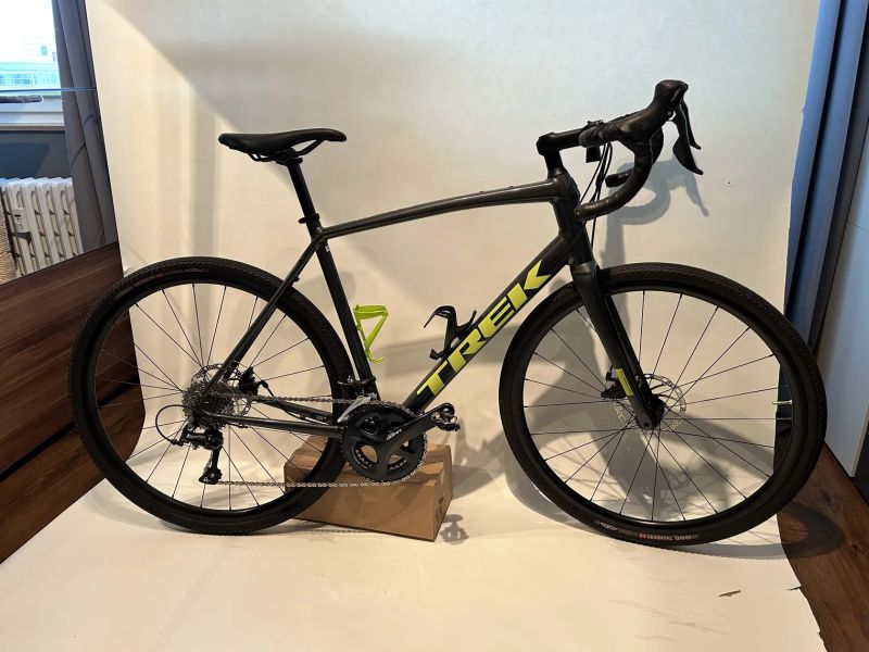 Trek Domane 3 gravel tufo 40mm