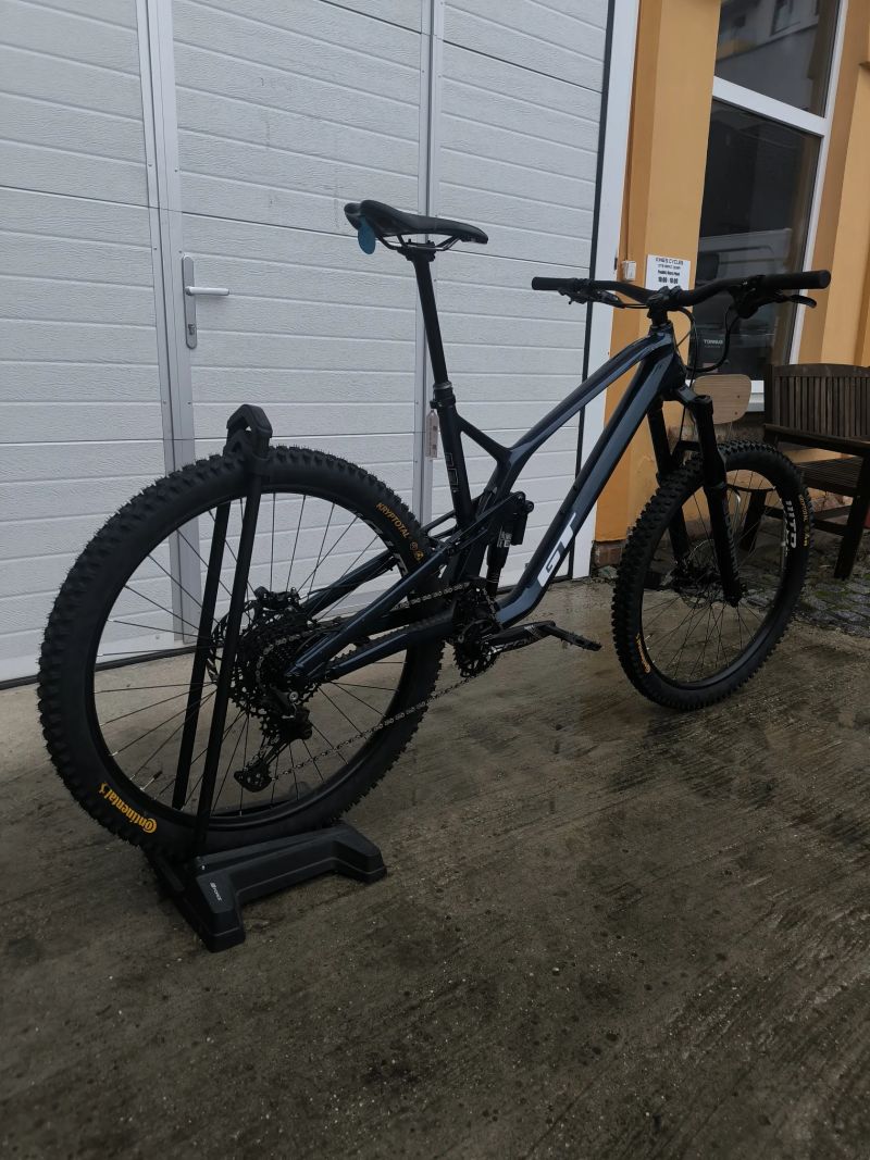 GT FORCE 29" CARBON PRO LE