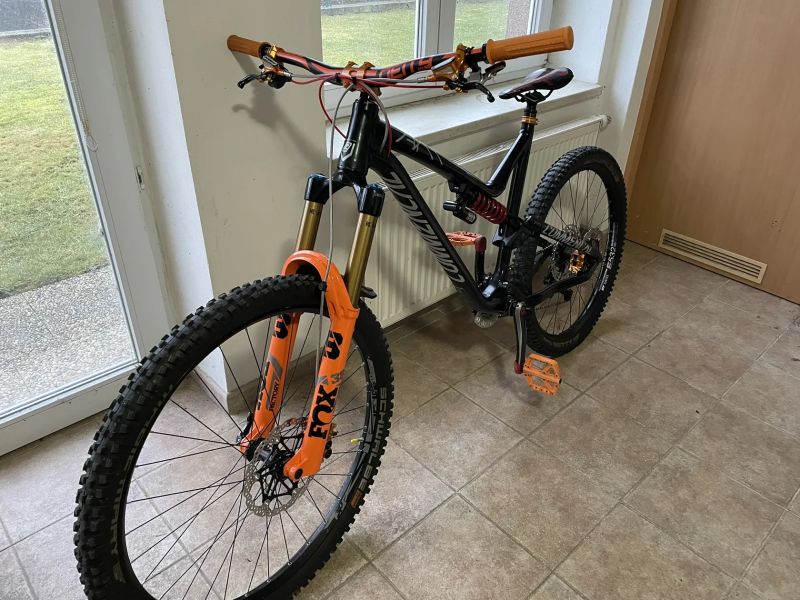 Commencal Meta AM V4.2