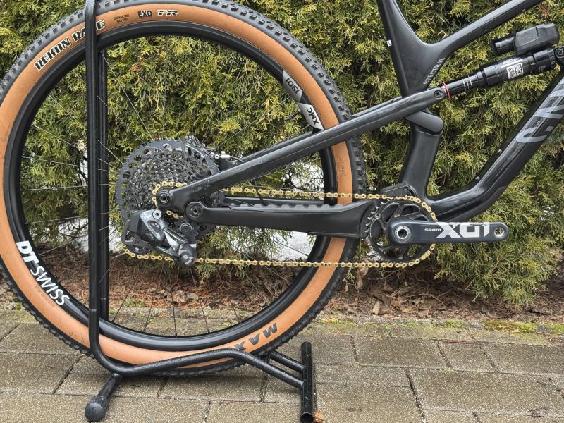 Canyon Spectral 29 LTD