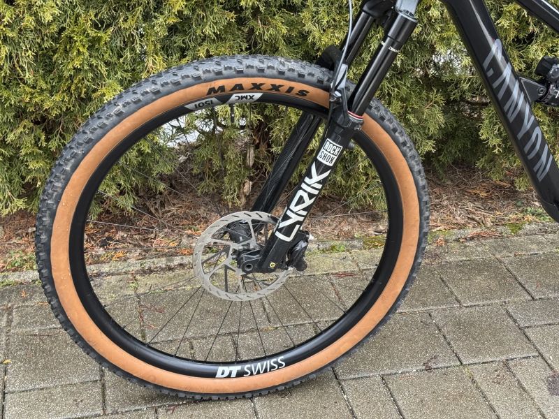 Canyon Spectral 29 LTD