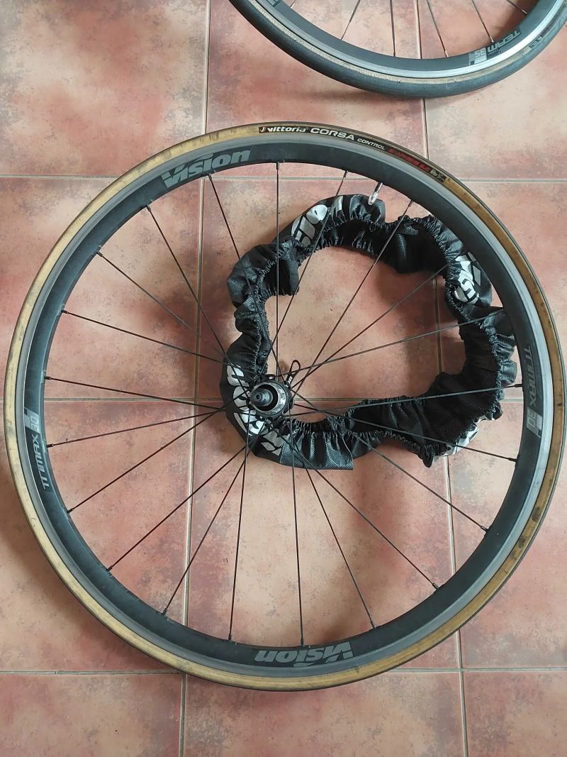 Prodám zapletené sety kol Vision