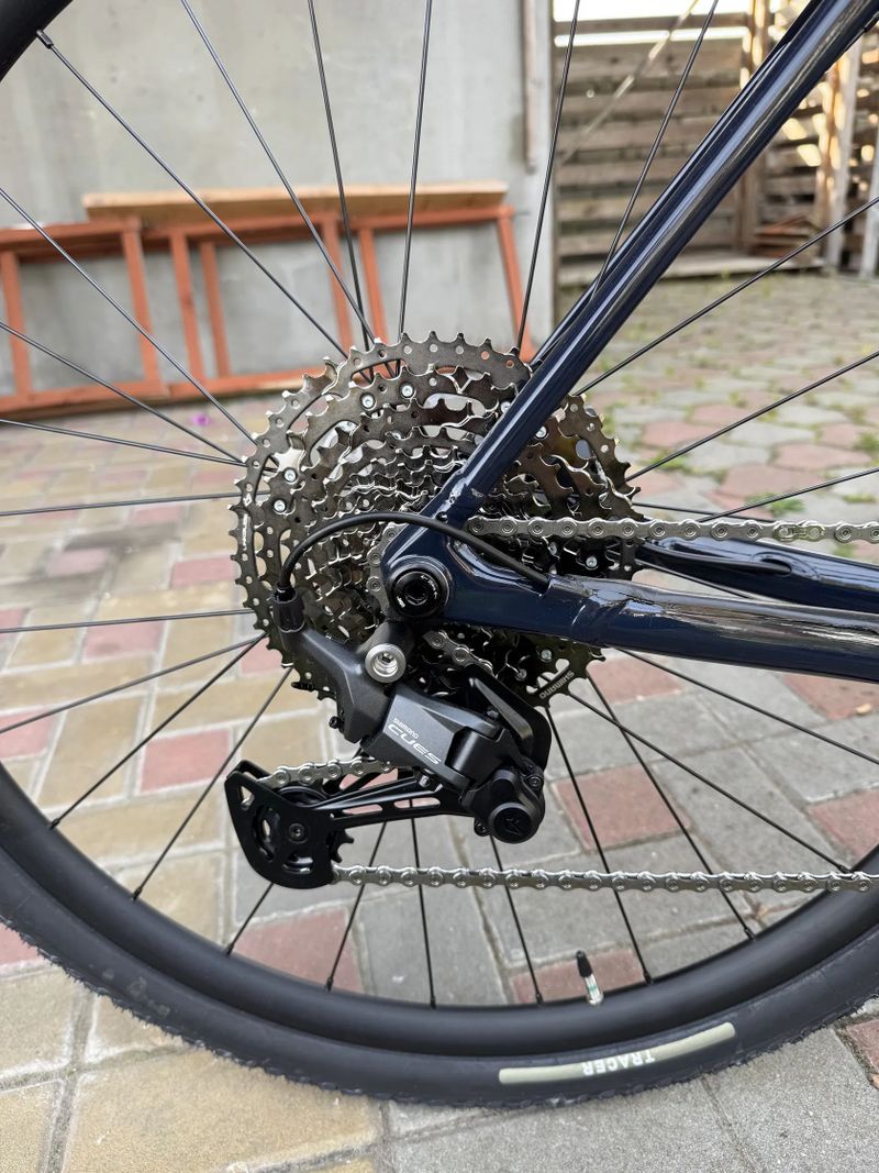 Specialized Diverge 4 E5 Sport gloss dark navy/dolomite metallic