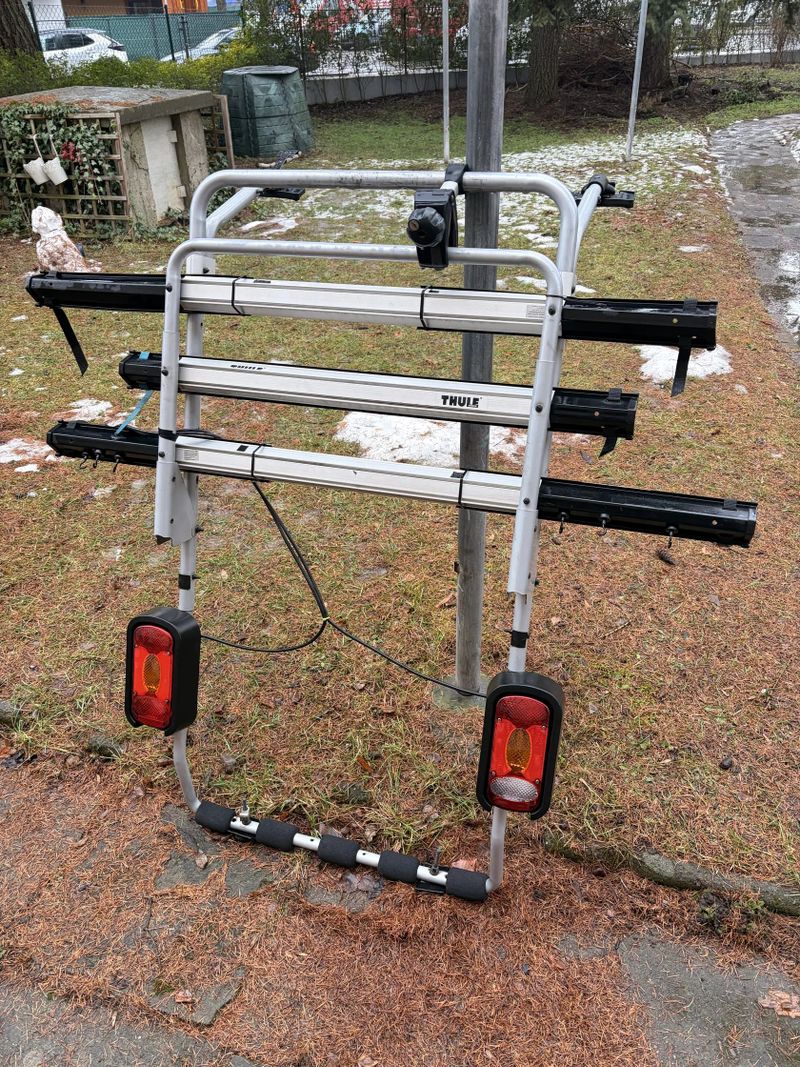 Thule 973 nosič na 3 kola na 5. dveře