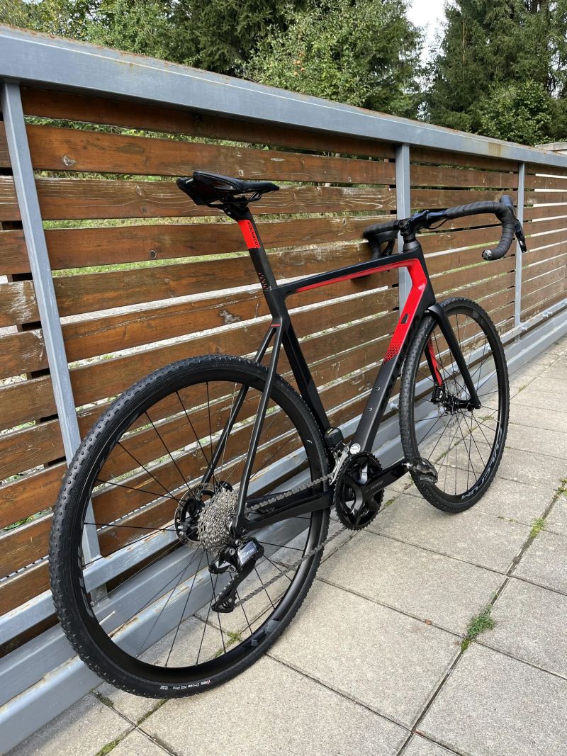 Predám Colnago V3, Shimano 105 Di2