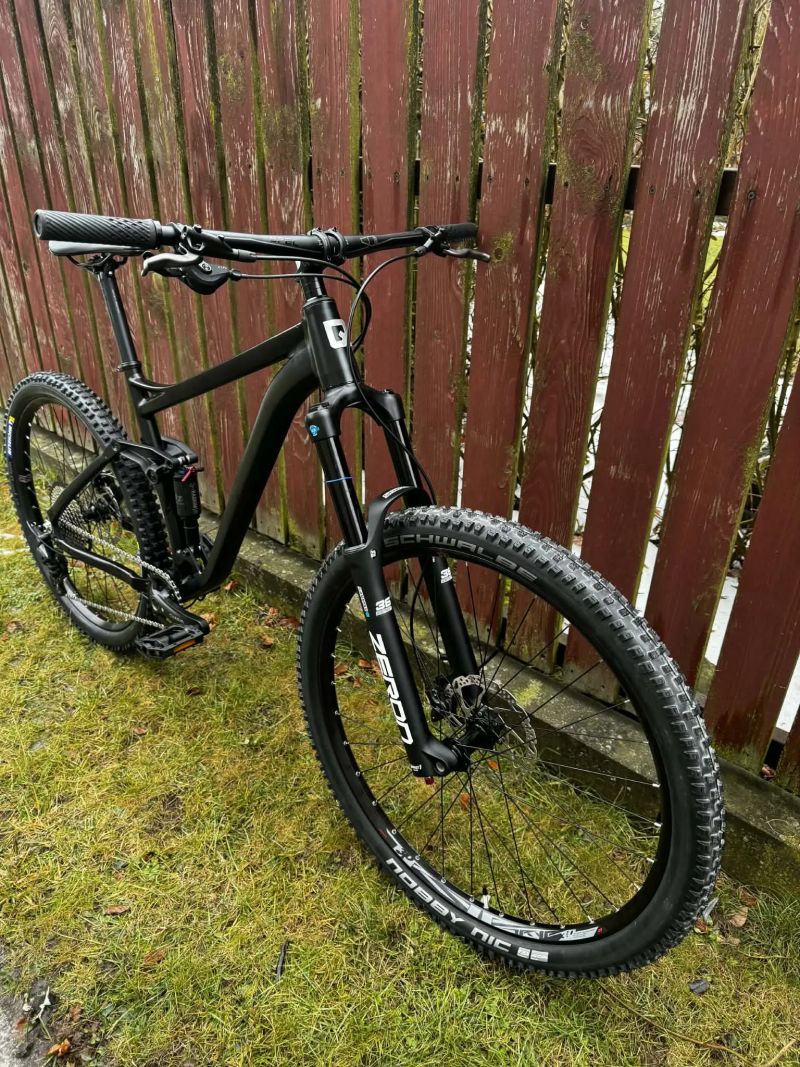 Prodám Qayron Carma Trail