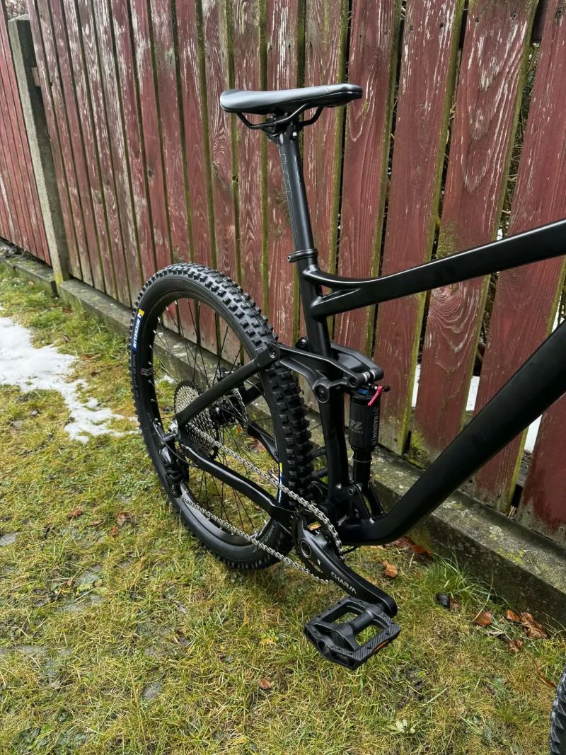 Prodám Qayron Carma Trail