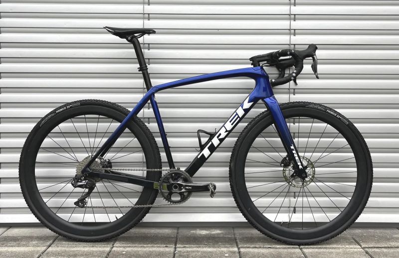 Predám Trek Boone 6 - Shimano Ultegra Di2, kolesá karbon Equator 35