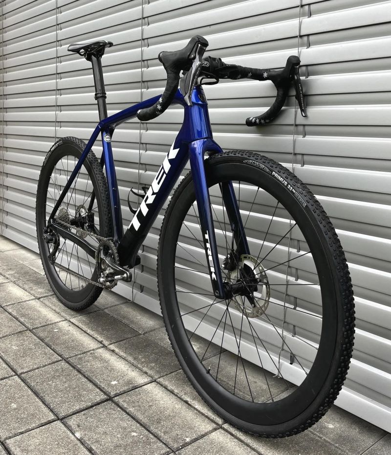 Predám Trek Boone 6 - Shimano Ultegra Di2, kolesá karbon Equator 35