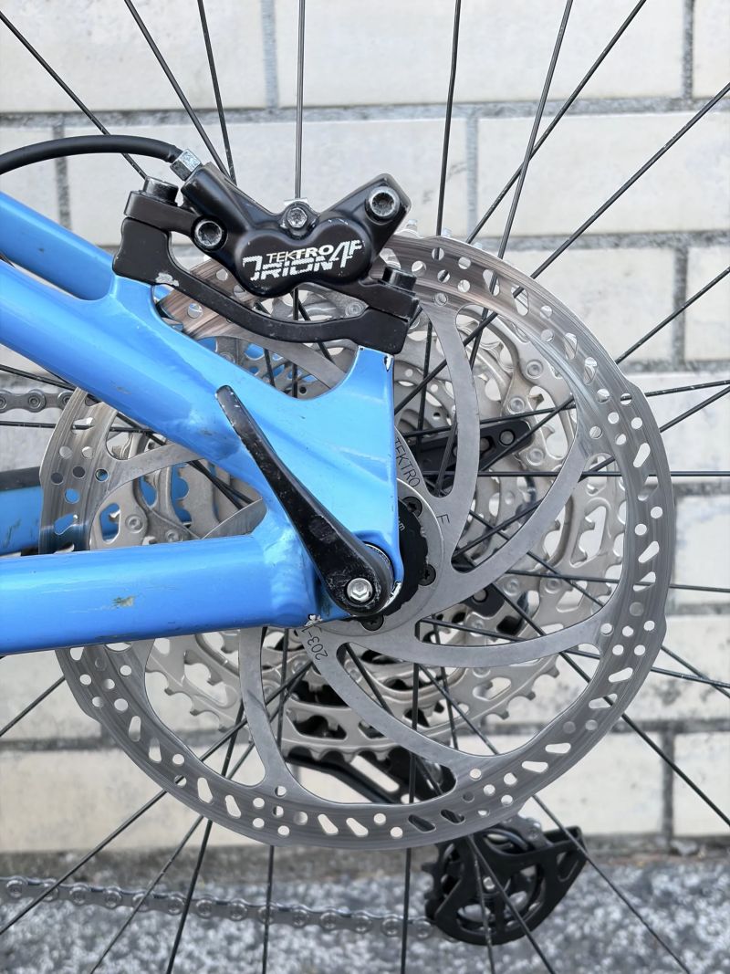 Giant Trance E+ 2 Pro, 27,5” vel. L, roku 2019