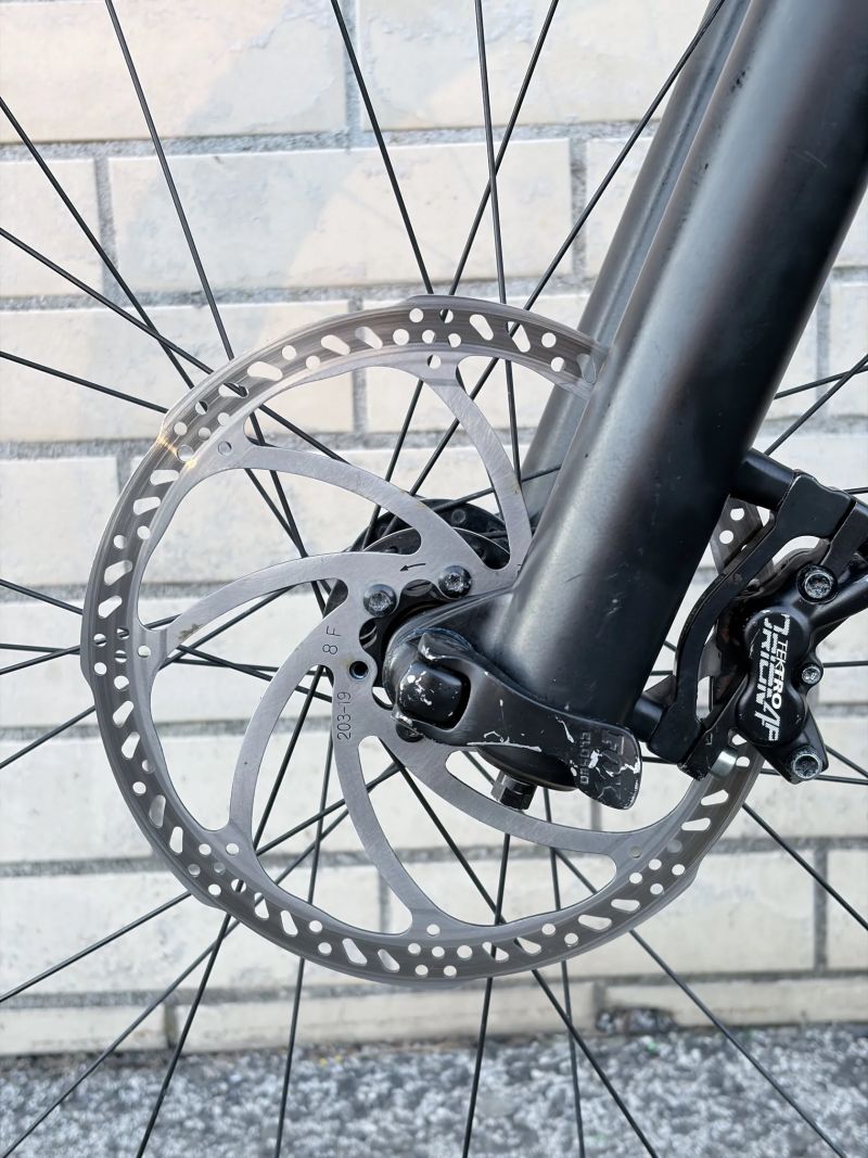 Giant Trance E+ 2 Pro, 27,5” vel. L, roku 2019