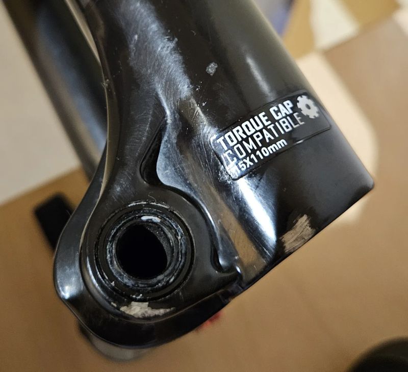 Odpružená vidlice Rock Shox REBA, BOOST, 110mm, 29" včetně páčky