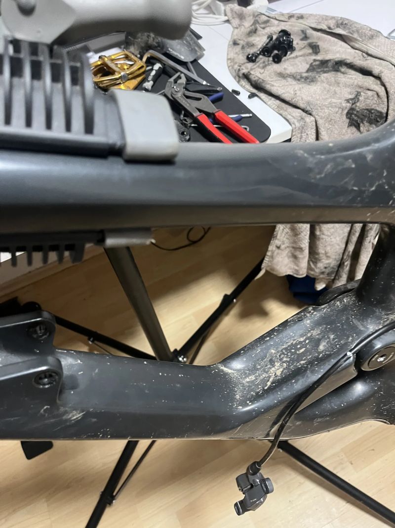 Prodám rám bez zadního vahadla 