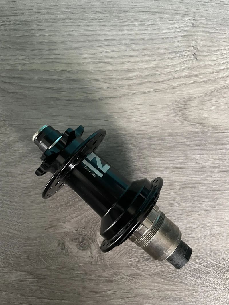 Zadní náboj novatec 