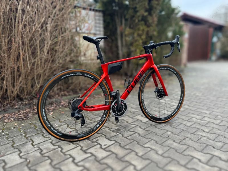 Cube Agree C:62 vel. 53 ( postava 175 - 177cm )