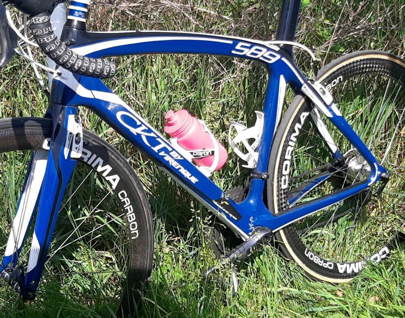 Prodám silniční závodní carbonový rám CKT 589