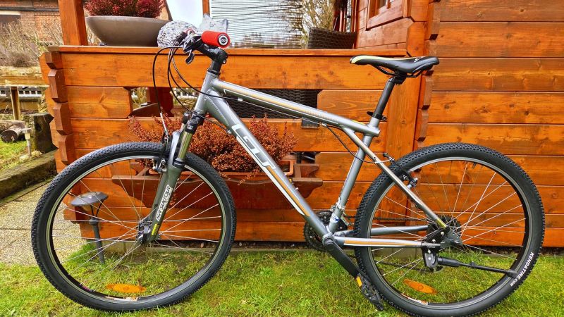 Dětské horské kolo 26" GT Aggressor 2.0 velikost M 160-176cm. 