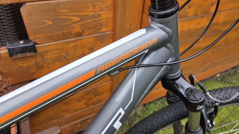 Dětské horské kolo 26" GT Aggressor 2.0 velikost M 160-176cm. 