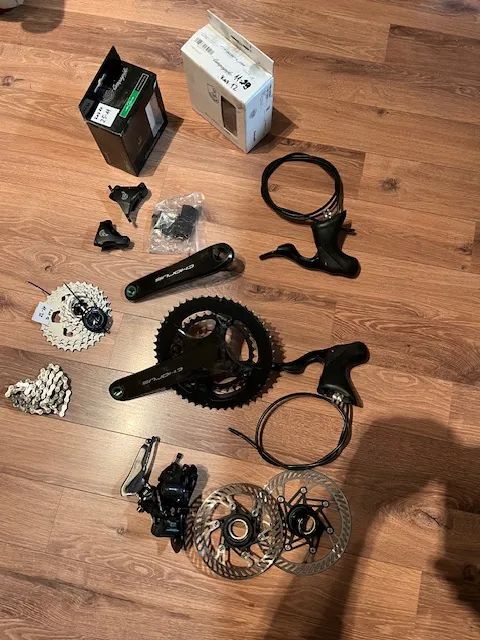 Prodám sadu Campagnolo Chorus 12x2 