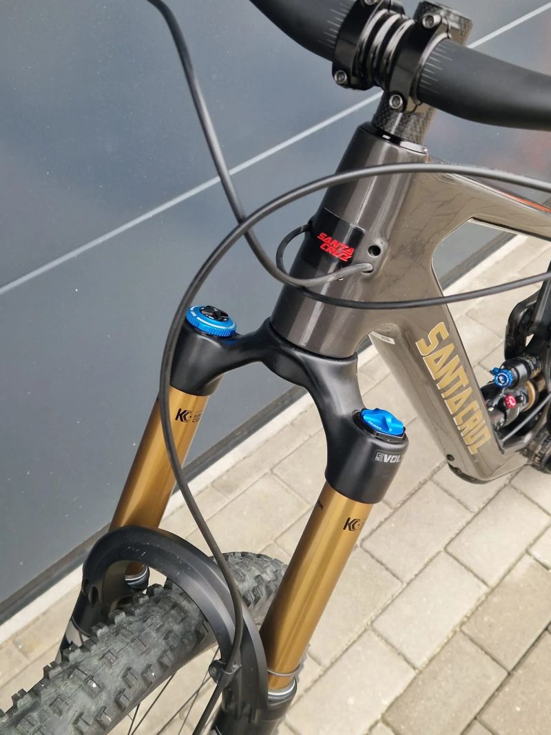 Santa Cruz Tallboy s vidlicí Fox 36 nebo 34