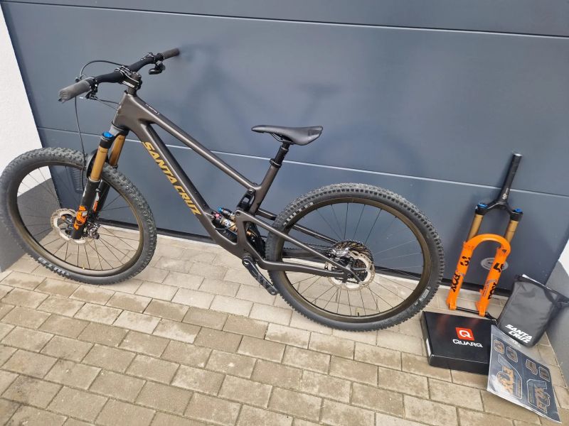 Santa Cruz Tallboy s vidlicí Fox 36 nebo 34