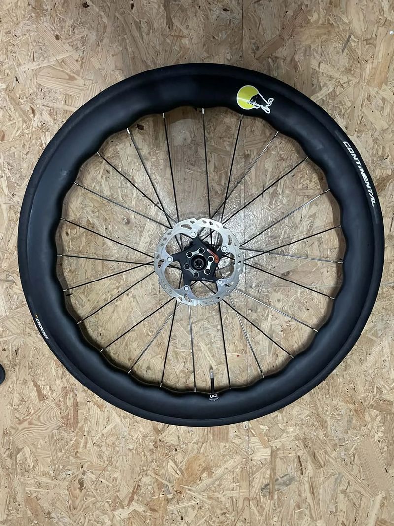 Karbonová silniční kola 50 mm - disk z kola TT-X42