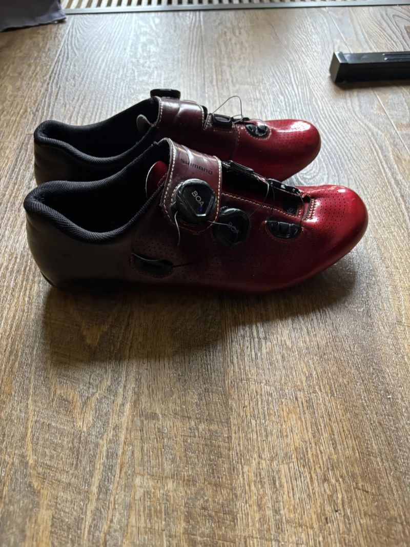 Shimano RC7 červené- vel.43 jeté