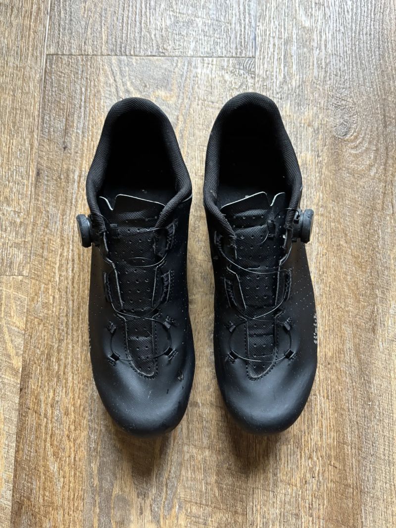 Fizik VENTO černé- vel.44