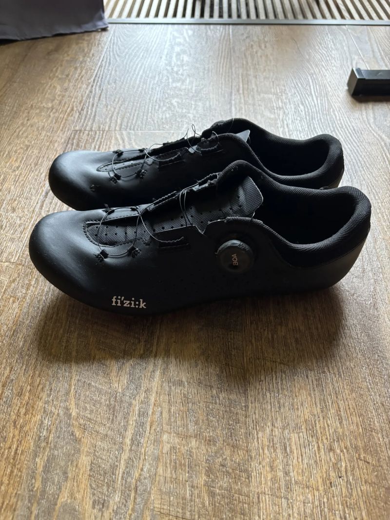 Fizik VENTO černé- vel.44