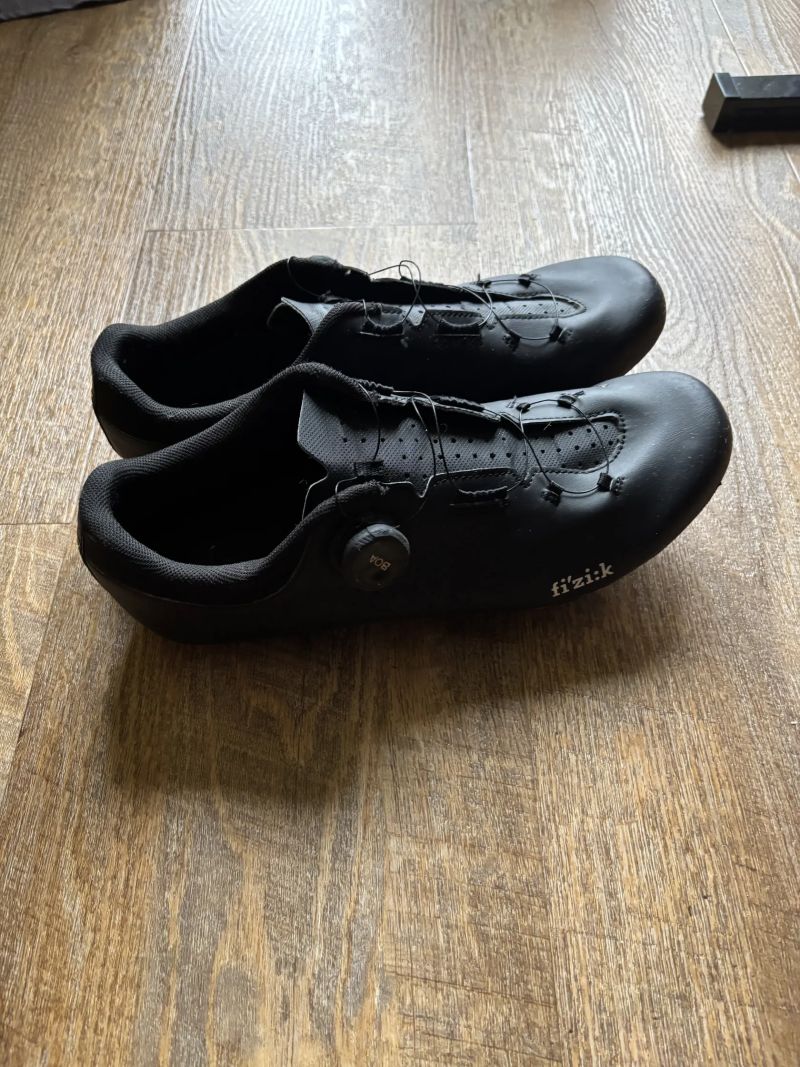 Fizik VENTO černé- vel.44